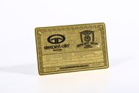 Золото верхнего сегмента покрыло членский билет металла прозрачный