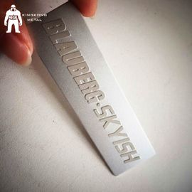 Именные таблички металла пробела бумажника портмона сумки бренда делают высокое лоснистое водостойким