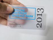Выполненный на заказ Матт прозрачные визитные карточки ПВК с выбивает номер золота/серебра