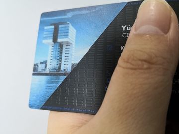 Подгонянная членская карта дела металла нержавеющей стали штейновая черная с логотипом покрашенным цветом